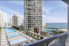 43rd Floor Icon Brickell Ocean &Pool View Free SPA